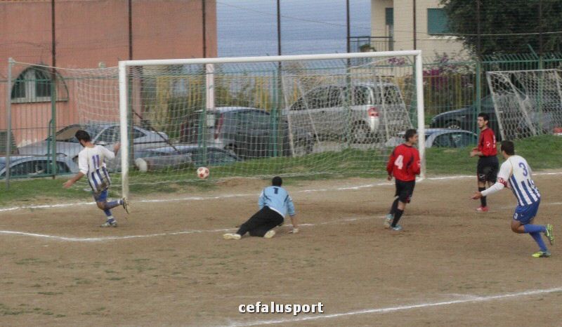 111030 sport 102y_tn.jpg